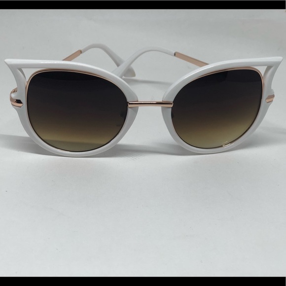 Spitfire 'White' Fashion Sunglasses - Picture 2 of 8